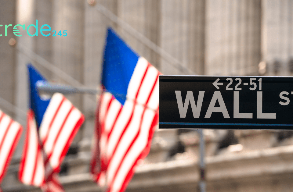 US Stocks Climb Ahead of PCE Data as Rate Cut Hopes Build